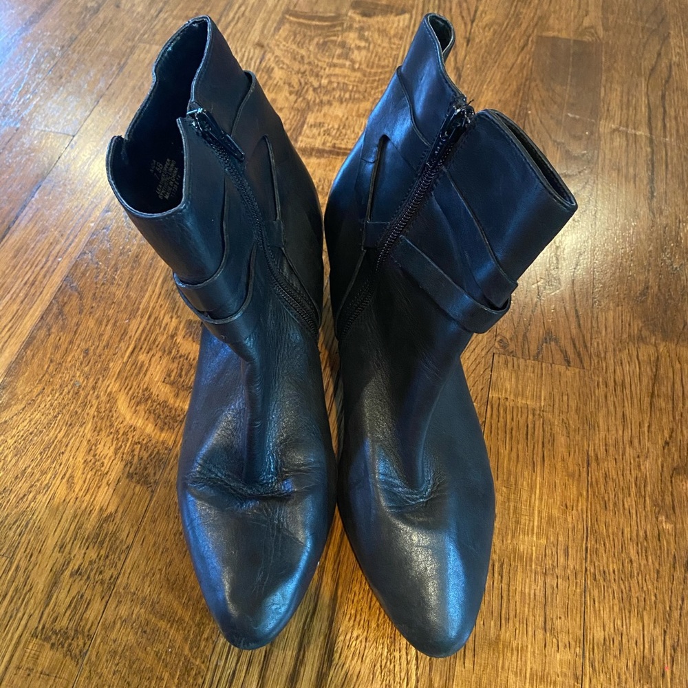 Ralph Lauren Nadia Leather Ankle Boots